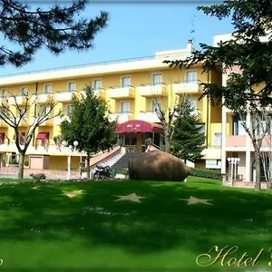 3* Hotel Poli