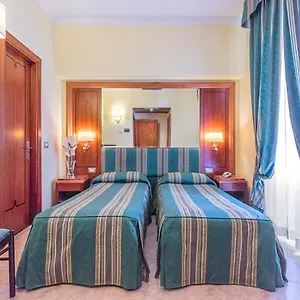 **** Hotel Raeli Lux Italien